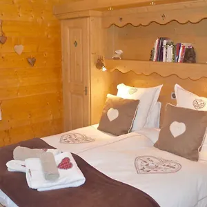 https://ecrins-etoile-c9.hotels-rhonealpes.com